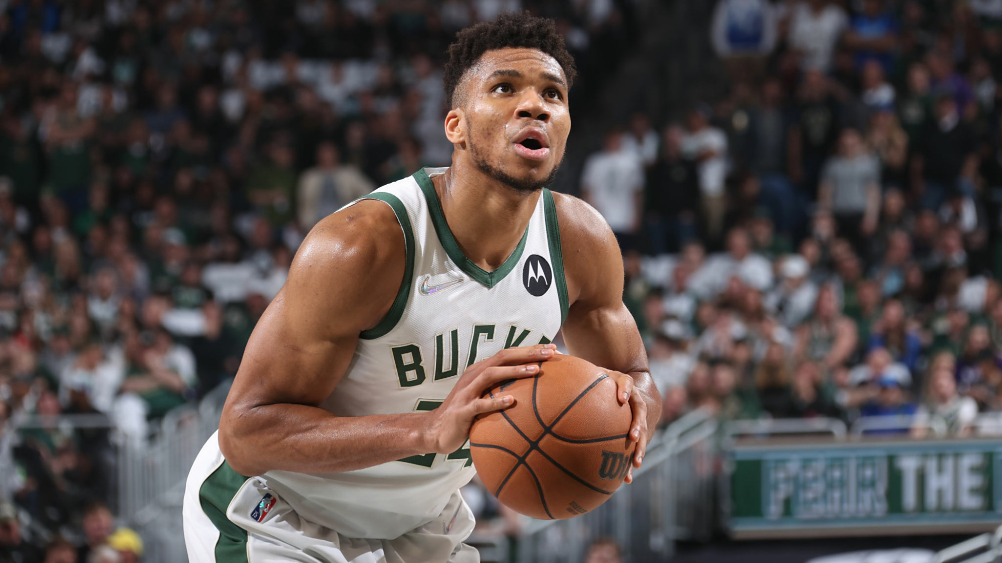 关于密尔沃基雄鹿内部会议纪要流出——关键时刻再遭质疑；欧篮联使命明确；球队文化再被提及的信息-ayx爱游戏在线登录