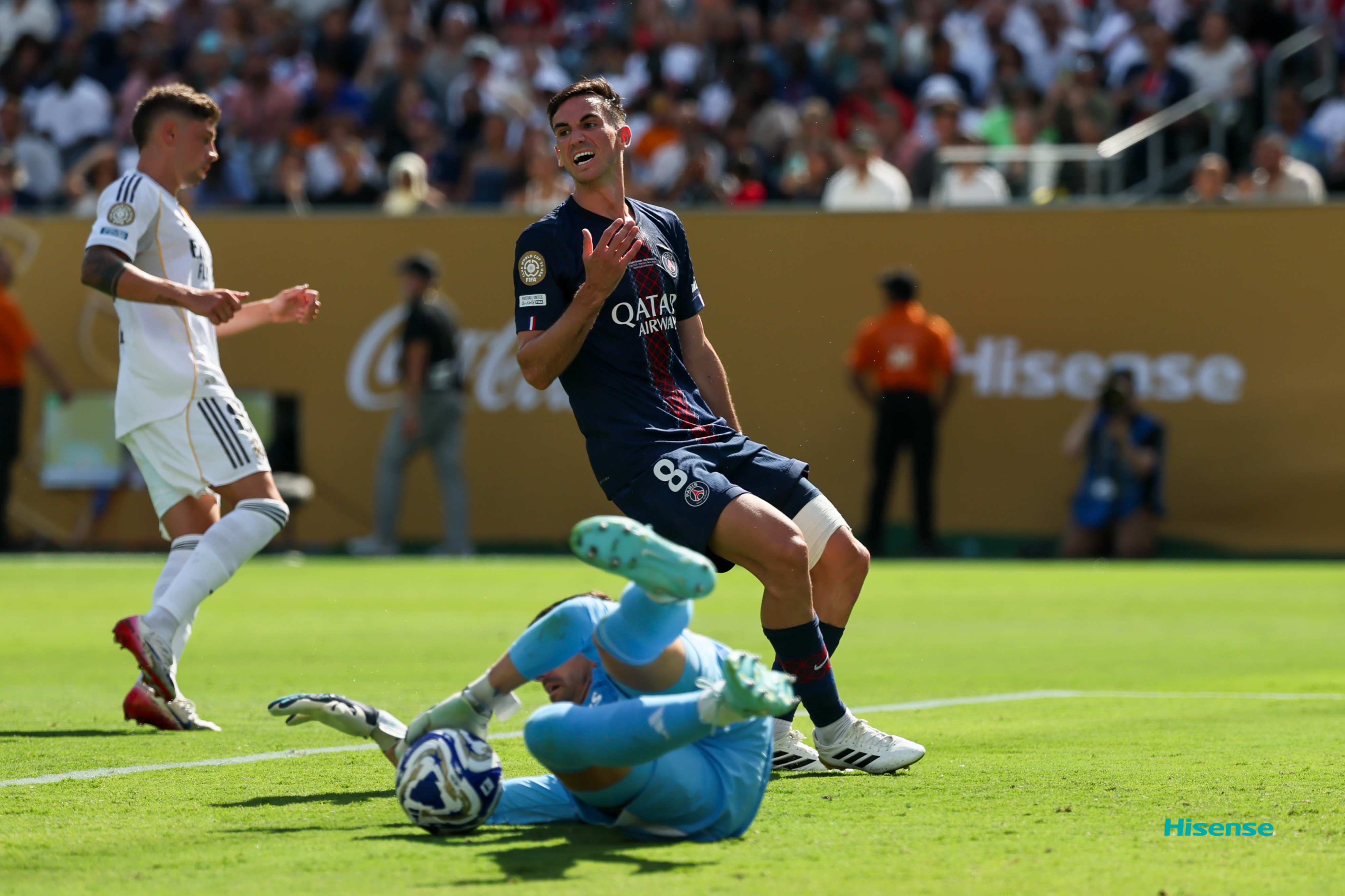 包含意大利杯赛程吃紧；拜仁慕尼黑加时末段手感冰凉；悬念犹存；身体对抗强度拉满的词条-ayx爱游戏官方入口